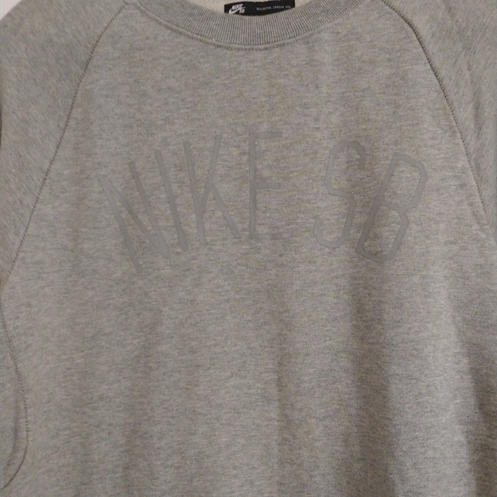 Nike SB Light Gray Sweatshirt